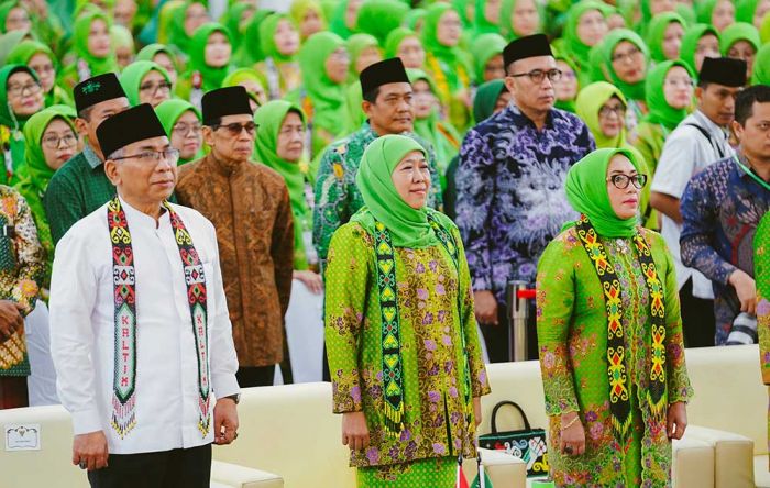 Resmi Dilantik Sebagai Ketum Dewan Pembina PP Muslimat NU, Khofifah Komitmen Tingkatkan Kualitas SDM Resmi Dilantik Sebagai Ketum Dewan Pembina PP Muslimat NU, Khofifah Komitmen Tingkatkan Kualitas SDM