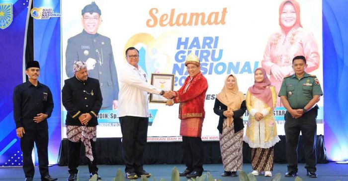 HGN 2025: Muri Anugerahkan Rekor Inovasi Guru di Kota Probolinggo