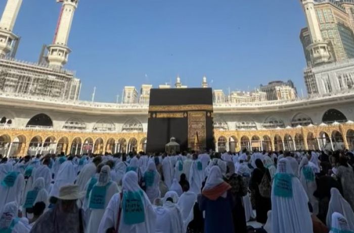 Tak Boleh Pakai Parfum, Bagaimana Hukum Mandi Memakai Sabun Ketika dalam Keadaan Ihram?