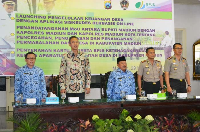 Bupati Madiun Launching Aplikasi Online Siskeudes