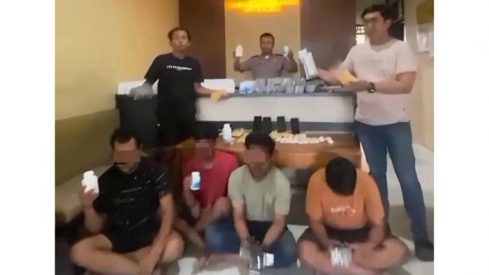4 Pengedar Okerbaya Lintas Kota Dibekuk, Polsek Brondong Lamongan Sita 36 Ribu Lebih Pil