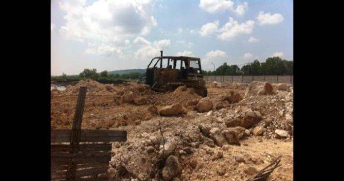 Tokoh Masyarakat Pangkah Gresik Ancam Hentikan Jual beli Pantai Ilegal 