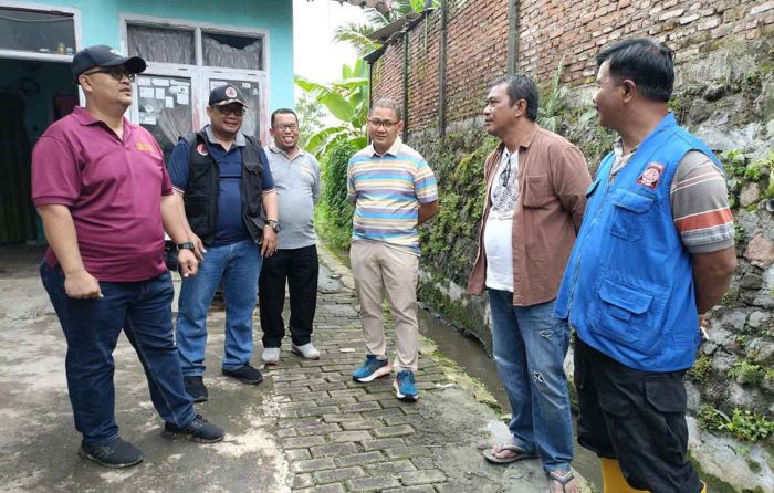 Pj Wali Kota Batu Tinjau Longsor di Junrejo