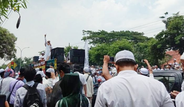 ​Ulama dan Santri Bangkalan Demo, Tuntut Sukmawati Dipenjara