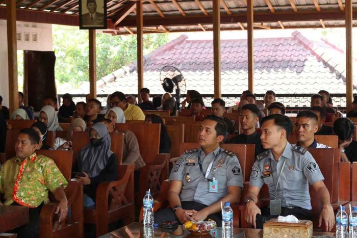 Ratusan Masyarakat Antusias Ikuti Seminar Pengenalan ASN Kemenkumham di Tuban