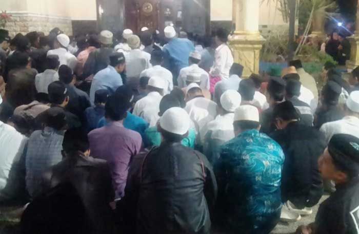 Dimakamkan Siang ini, Salat Jenazah Ra Lilur Digelar di Tiga Tempat