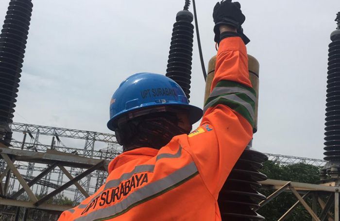 Jaga Suplai Listrik, PLN UPT Surabaya Lakukan Pemeliharaan GIS Jaga Suplai Listrik, PLN UPT Surabaya Lakukan Pemeliharaan GIS