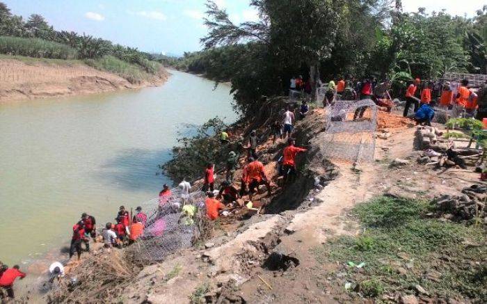 Longsor Bantaran Sungai Bengawan Solo di Banjarsari Makin Parah, Rumah Warga Terancam Hanyut