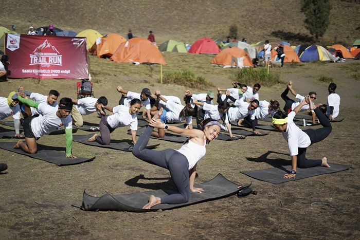 Semen Indonesia Gelar Trail Run Camp di Ranu Kumbolo Gunung Semeru