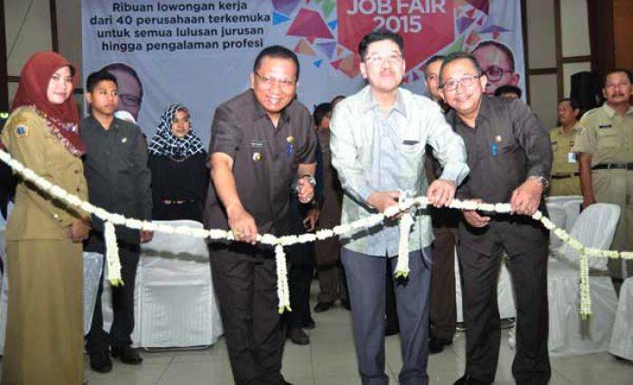 Ribuan Pencari Kerja di Gresik Serbu Job Fair Gelombang II