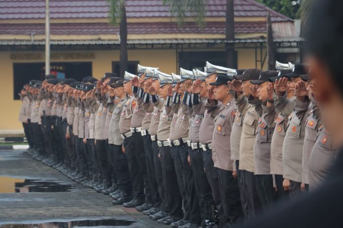 250 Anggota Polres Mojokerto Amankan Long Weekend Iduladha 1446 H 250 Anggota Polres Mojokerto Amankan Long Weekend Iduladha 1446 H