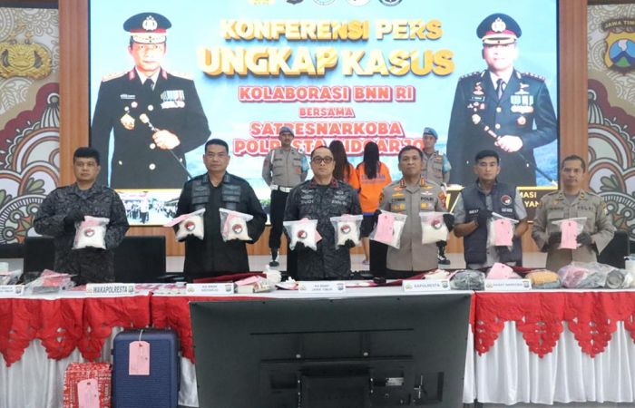 Polresta Sidoarjo Bersama BNN Gagalkan Penyelundupan 8,2 Kilogram Sabu