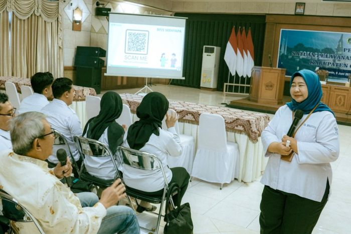 Petugas MBG di Gresik Dijamin BPJS Kesehatan, Keluarga Inti Ikut Terlindungi