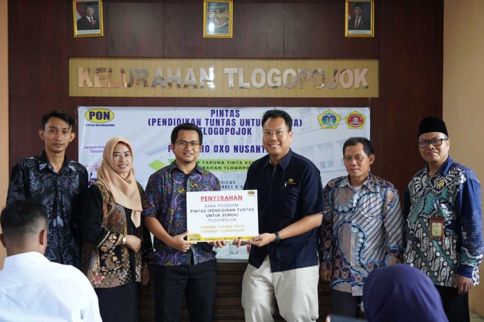 PT PON Salurkan Beasiswa Sekolah Kejar Paket B & C Lewat Program Pintas  di Tlogopojok