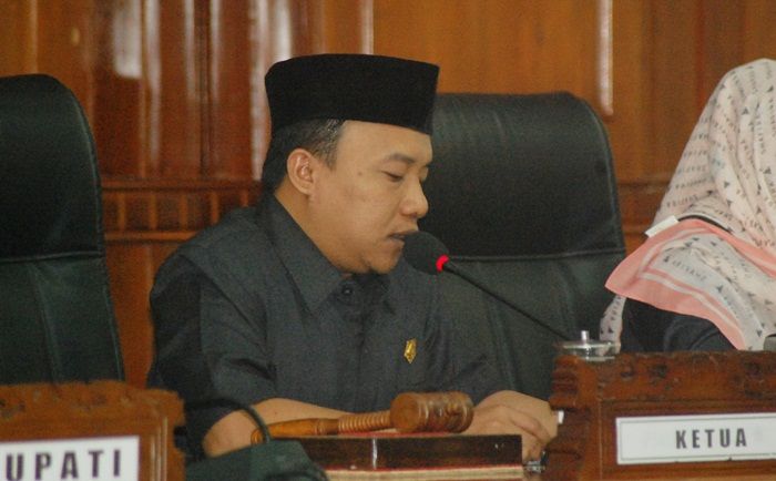 DPRD Minta Pemkab Trenggalek Segera Beri Kewenangan OPD Terbitkan Surat Bebas Covid-19