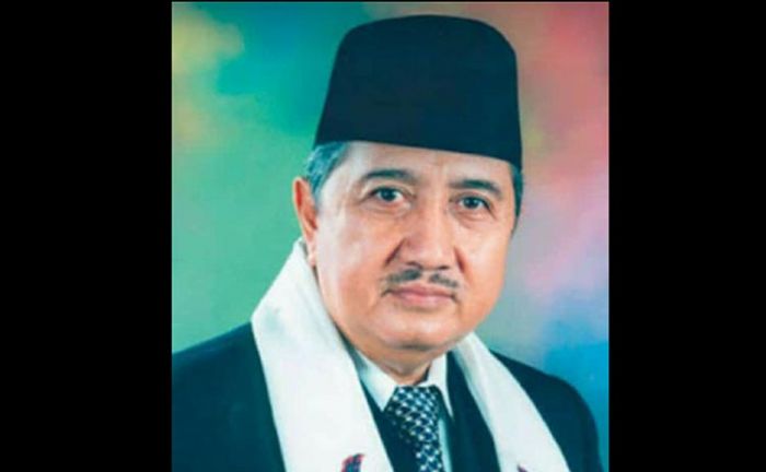 Pengasuh Ponpes Gontor KH Abdullah Syukri Zarkasyi Wafat, ​Gubernur Khofifah Sampaikan Duka Mendalam