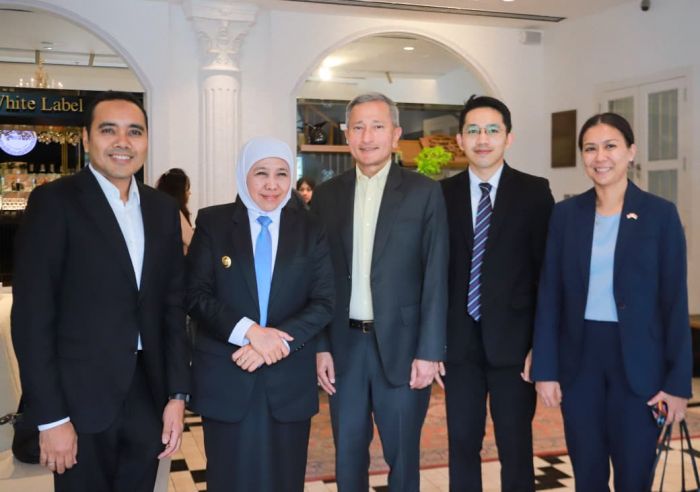 Gubernur Khofifah Bertemu Menlu Singapura, Bahas Beragam Kerja Sama Strategis dan Penguatan