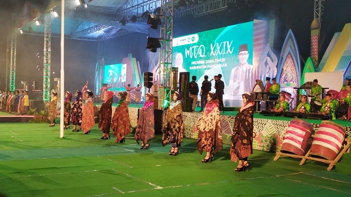 Parade Batik Pamekasan untuk Indonesia Hiasi Pembukaan MTQ XXIX Jatim, Ajang Pamer Batik Tulis