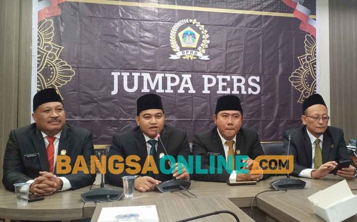 Respons Pimpinan DPRD Gresik soal Belum Cairnya Bosda, BK dan BHP