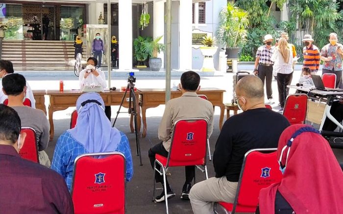 Utamakan Warga Surabaya, Pemkot Perketat Pengawasan Izin Tempat Usaha