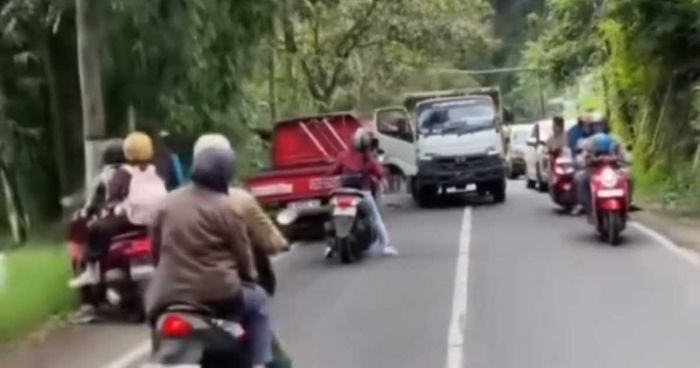 Polisi Tangkap Sopir Truk yang Aniaya Pengendara di Jalan Raya Kedungrejo