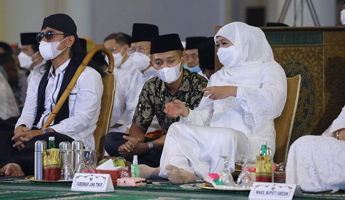 ​Gubernur Khofifah Peringati Nuzulul Quran Bersama Gus Miftah di Masjid Nasional Al Akbar Surabaya