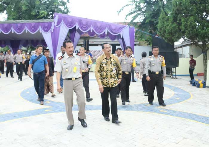 Wabup Qosim Apresiasi Lapangan Latihan Uji SIM Polsek Ujungpangkah