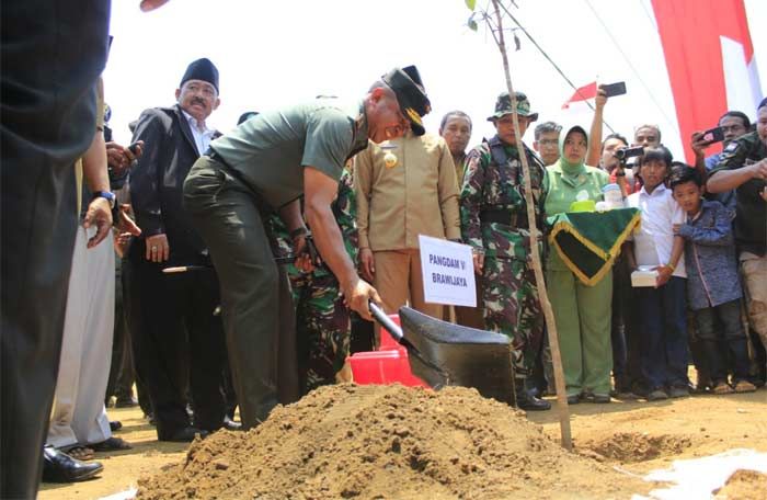 Desa Durin Timur Kecamatan Konang Bangkalan Jadi Pusat Pelaksanaan TMMD ke-103 di Jatim 2018