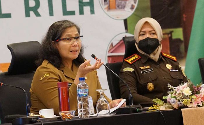 Pj Wali Kota Kediri Zanariah Beri Arahan Bimtek Pendamping Bantuan Sosial untuk Rehabilitasi RTLH