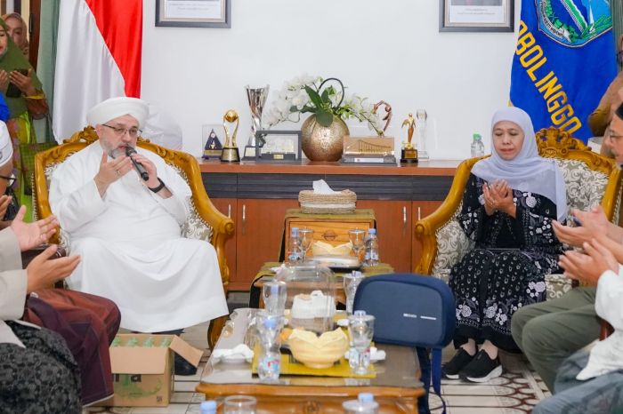 Maulid Nabi di Ponpes Nurul Qodim Probolinggo, Gubernur Khofifah: Santri Pewaris Kepemimpinan Umat Maulid Nabi di Ponpes Nurul Qodim Probolinggo, Gubernur Khofifah: Santri Pewaris Kepemimpinan Umat