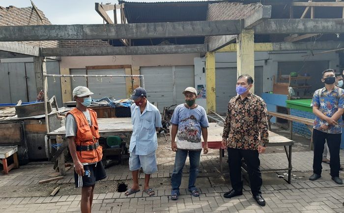 Rusak Diterjang Puting Beliung, BHS Bantu Perbaikan Pasar Balongdowo Sidoarjo