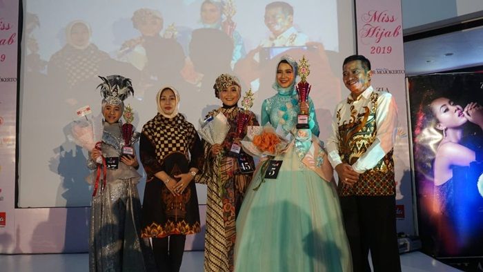 ​Wali Kota Mojokerto Nobatkan Miss Hijab Mojokerto 2019