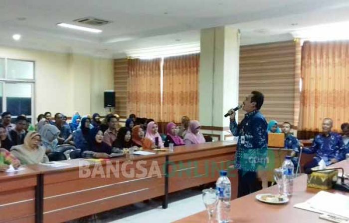 Diskop Gresik Ajukan Hak Paten 25 Produk IMKM ke Depkum HAM