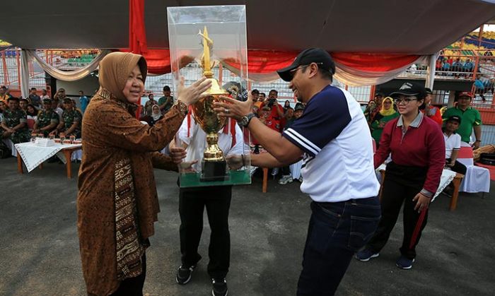 Pormaskot, Cara Risma Sudahi Era Tawuran di Surabaya