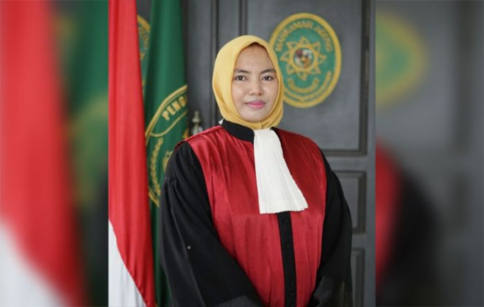 Yuklayushi, Hakim Muda Inspiratif Asal Bangkalan yang Bercita-cita Jadi Ibu Rumah Tangga