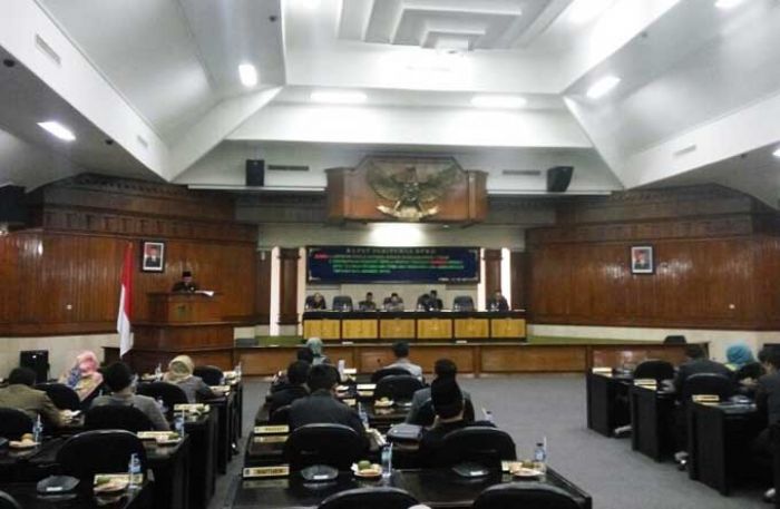 DPRD dan Pemkab Tuban Sepakati Raperda Hak Keuangan dan Administrasi Anggota Dewan