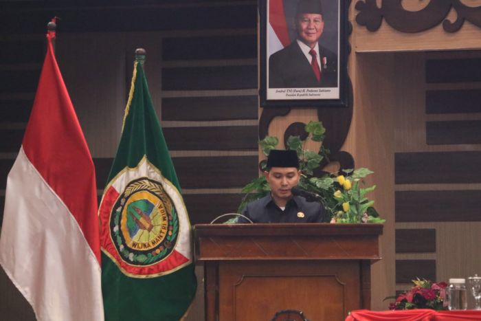 Dana Transfer ke Kabupaten Turun, Bupati Mojokerto Siapkan Strategi untuk Jaga Layanan Publik Dana Transfer ke Kabupaten Turun, Bupati Mojokerto Siapkan Strategi untuk Jaga Layanan Publik