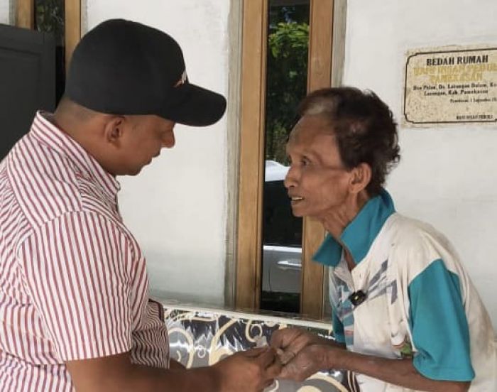 Bani Insan Pamekasan Bedah Rumah Petani Sekaligus Relawan Pembangunan Masjid di Larangan Bani Insan Pamekasan Bedah Rumah Petani Sekaligus Relawan Pembangunan Masjid di Larangan