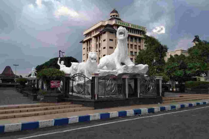Cuaca Ponorogo Hari ini Rabu, 20 Agustus 2025: Diperkirakan Cerah dengan Suhu 23-30°C