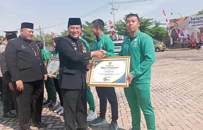 Hari Jadi ke-79 Provinsi Jatim, Pemkab Anugerahi Penghargaan 20 Elemen Masyarakat Berprestasi