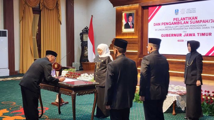 Gandeng ESQ Corp, Gubernur Khofifah: Pelatihan Talent DNA untuk Kepsek dan ASN Pemprov Jatim Gandeng ESQ Corp, Gubernur Khofifah: Pelatihan Talent DNA untuk Kepsek dan ASN Pemprov Jatim