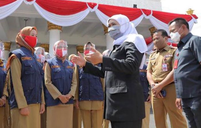 ​Gubernur Khofifah Minta 10 Lulusan Terbaik IPDN Angkatan XXVII Ditempatkan di Pemprov Jatim