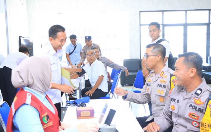 Jelang Pilkada 2024, Polres Ngawi Gelar Pemeriksaan Kesehatan ke Personelnya