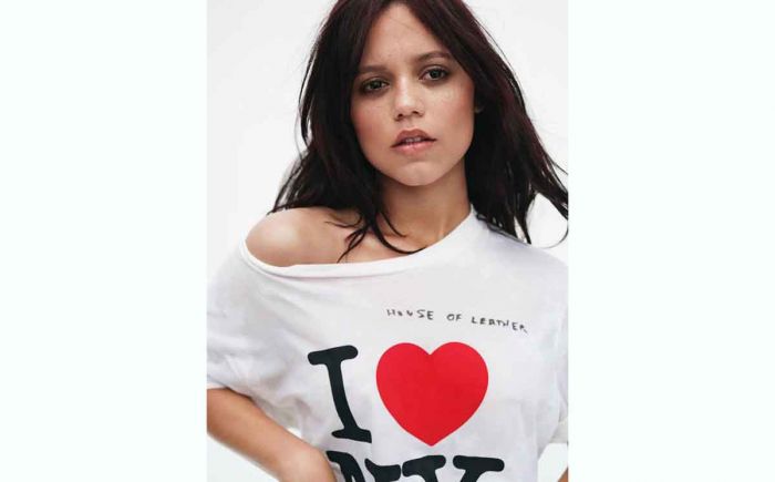 Jenna Ortega Ngaku Ingin Jadi Aktris dan Sutradara dari Film yang Ditulis Jenna Ortega Ngaku Ingin Jadi Aktris dan Sutradara dari Film yang Ditulis