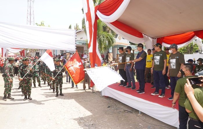 Bupati Lamongan Berangkatkan 287 Regu Gerak Jalan Perjuangan Napak Tilas Batalyon Mayangkara