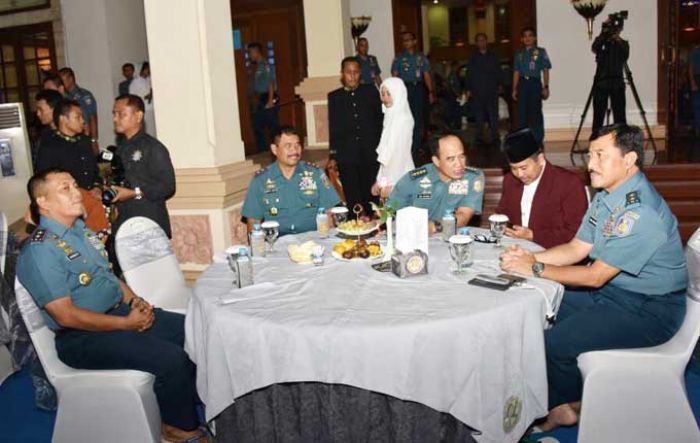 Pangarmatim Hadiri Acara Buka Puasa Bersama Kasal