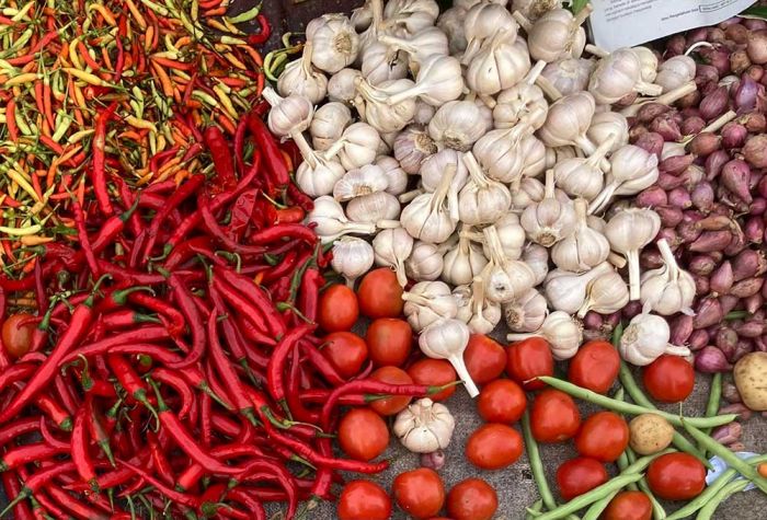 Harga Sembako Jateng: Cabai Rawit Merah Rp77.900/kg, Bawang Merah Rp46.050/kg