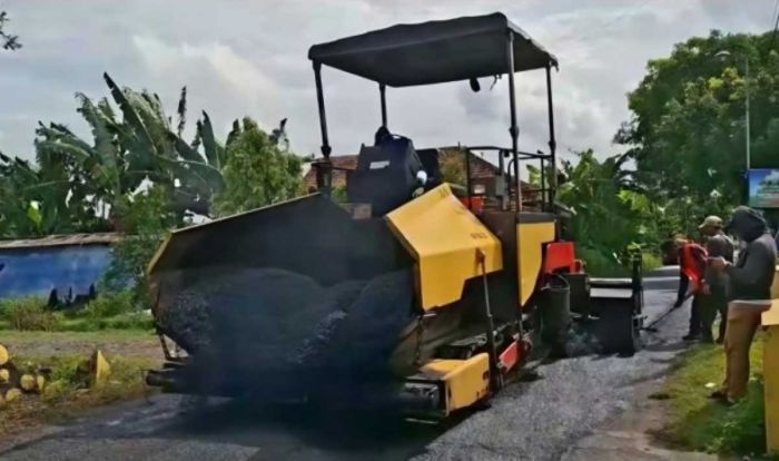 Pemkab Jombang Perbaiki Lima Ruas Jalan Strategis 2026