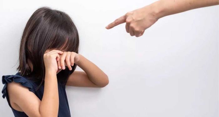 Polisi Tetapkan Pasutri Tersangka Penganiayaan Balita di Surabaya