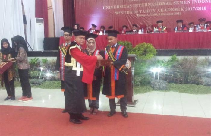 UISI Wisuda 115 Mahasiswa Unggul